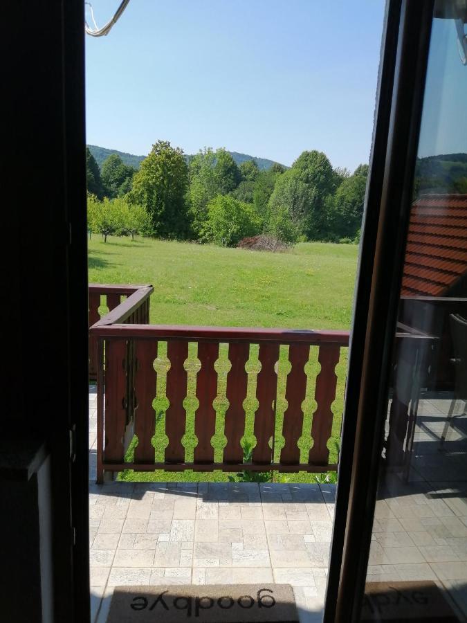 Guesthouse Zafran Smoljanac Quarto foto